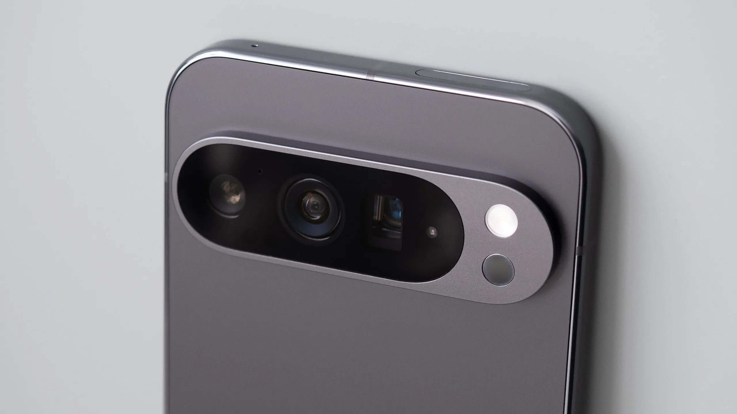 Hình ảnh minh họa cho dòng điện thoại Google Pixel 10 Series sắp ra mắt.