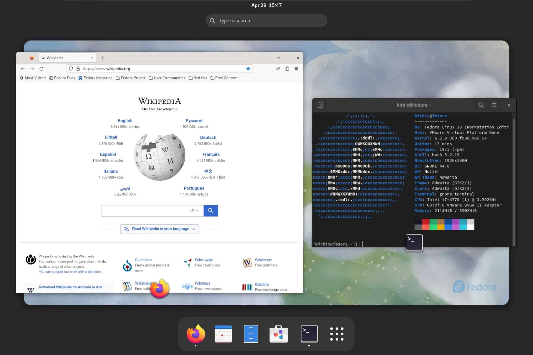 Màn hình desktop của hệ điều hành Linux Fedora, có thể là nền tảng cài đặt Bazzite