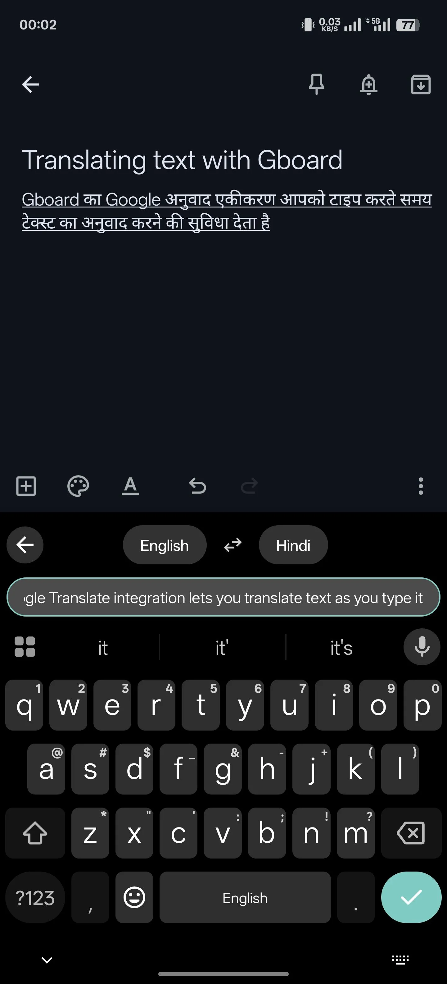 Màn hình Gboard hiển thị tính năng dịch văn bản trực tiếp khi gõ, cho phép người dùng giao tiếp bằng nhiều ngôn ngữ một cách thuận tiện.