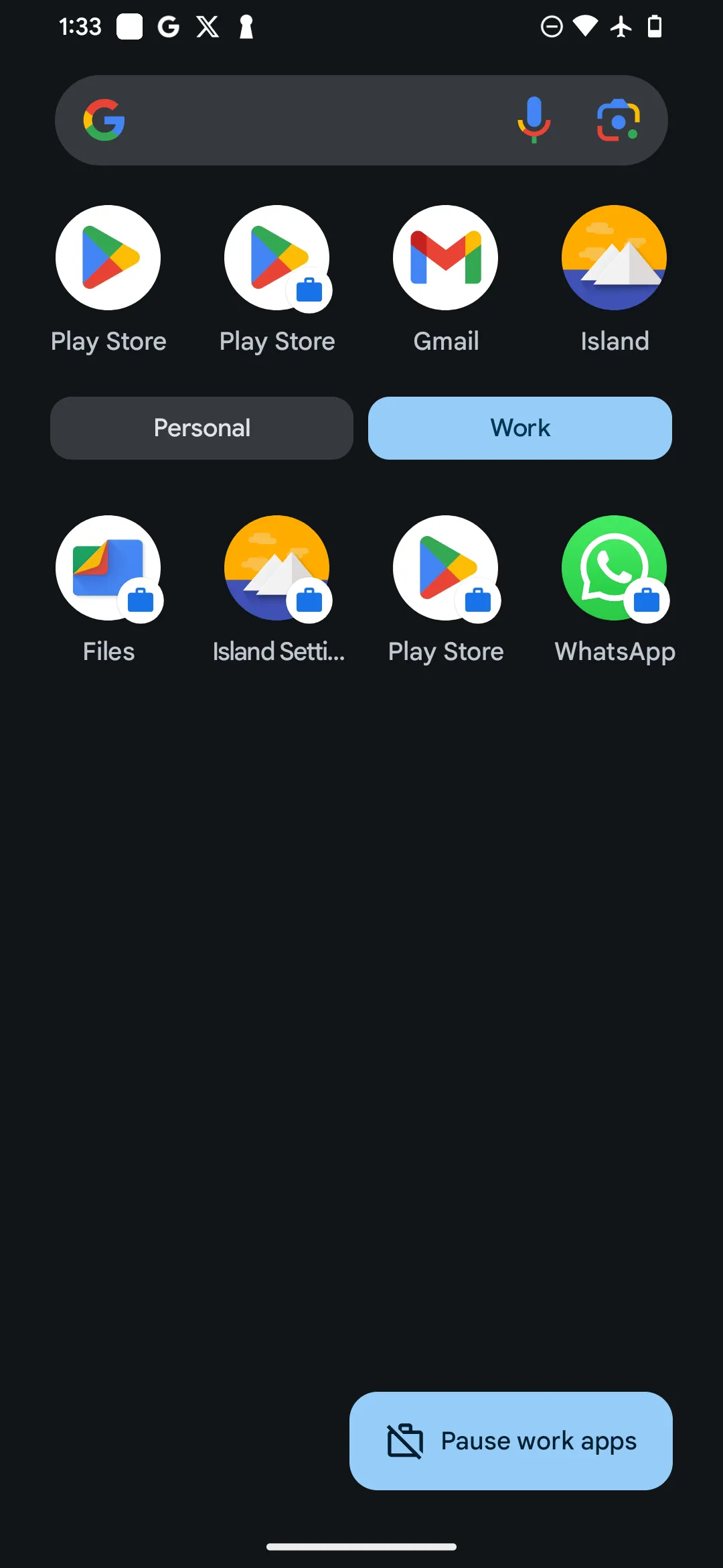 Ngăn kéo ứng dụng Android hiển thị phần &quot;Work&quot; riêng biệt với biểu tượng cặp tài liệu dưới các ứng dụng đã nhân bản