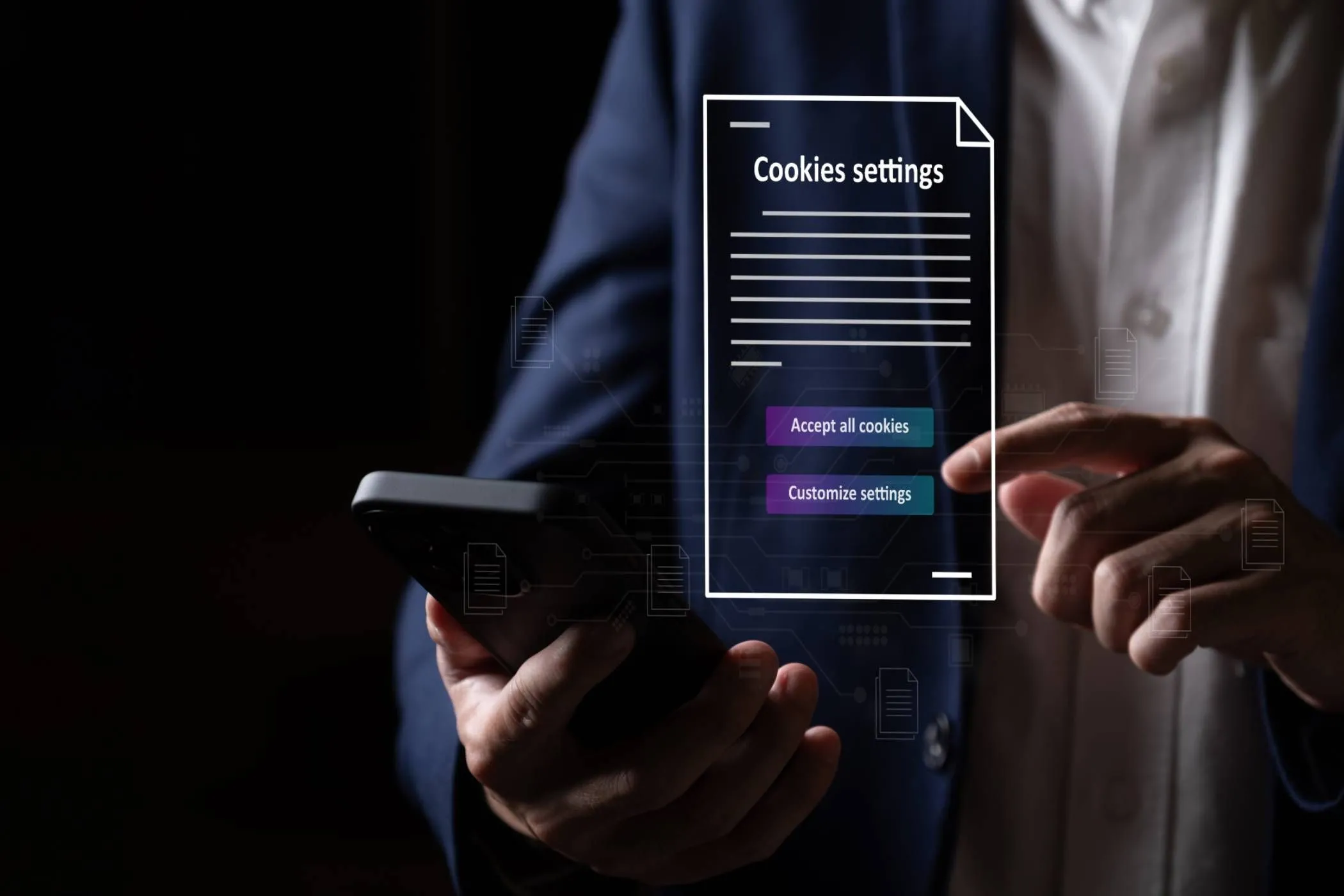 Người cầm điện thoại với trang tùy chọn chấp nhận cookie