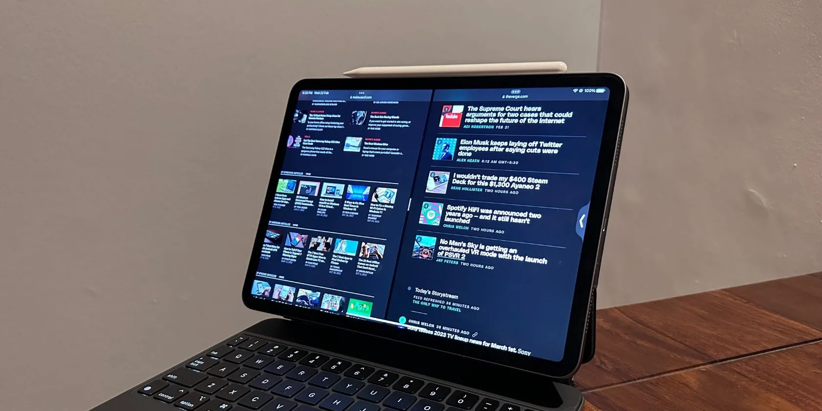 Tính năng chia đôi màn hình (Split View) trên iPad Pro, hỗ trợ đa nhiệm hiệu quả cho công việc.