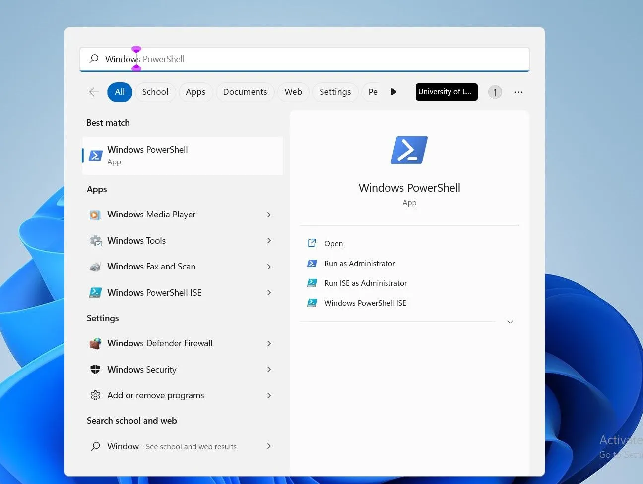 Ảnh chụp màn hình tìm kiếm Windows cho 'Windows PowerShell' trên thanh công cụ, minh họa cách truy cập công cụ