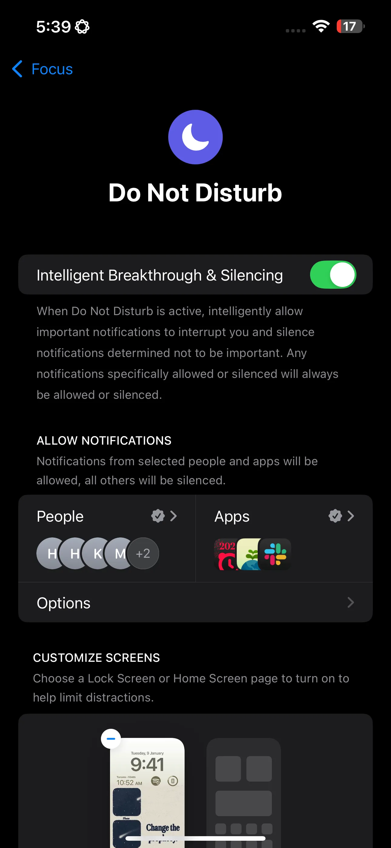 Cài đặt chế độ &quot;Không làm phiền&quot; (Do Not Disturb) trên iPhone, hiển thị tùy chọn &quot;Intelligence Breakthrough &amp; Silencing&quot;.