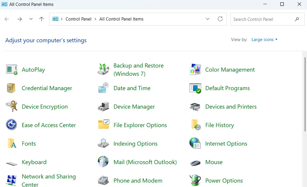 Cửa sổ Control Panel (Bảng Điều Khiển) hiển thị tất cả các mục trong Windows 11.