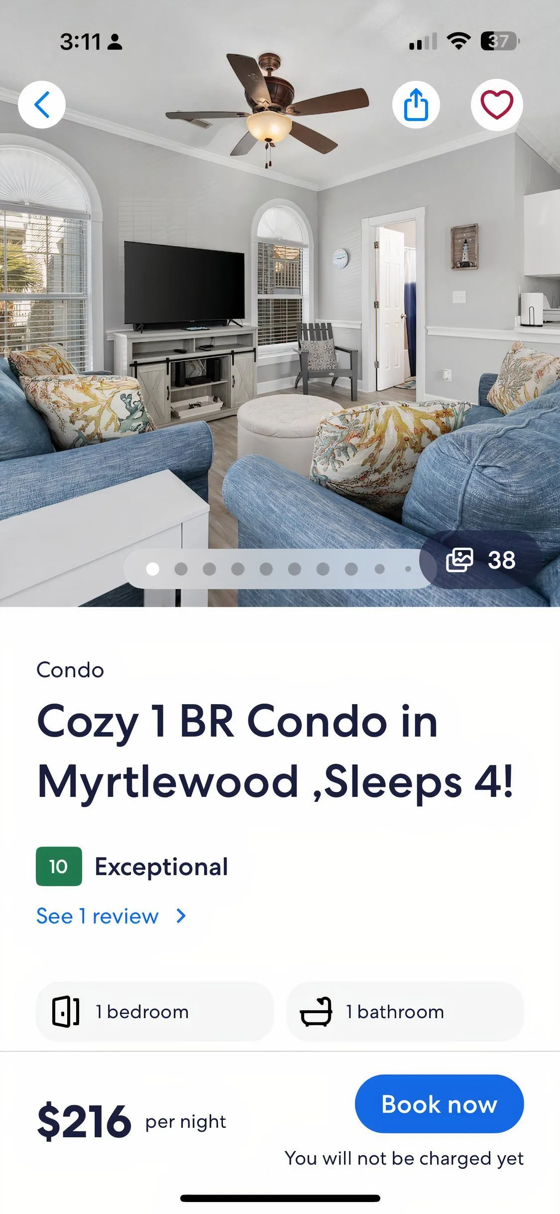 Danh sách một căn nhà cho thuê trên ứng dụng VRBO với hình ảnh và thông tin chi tiết
