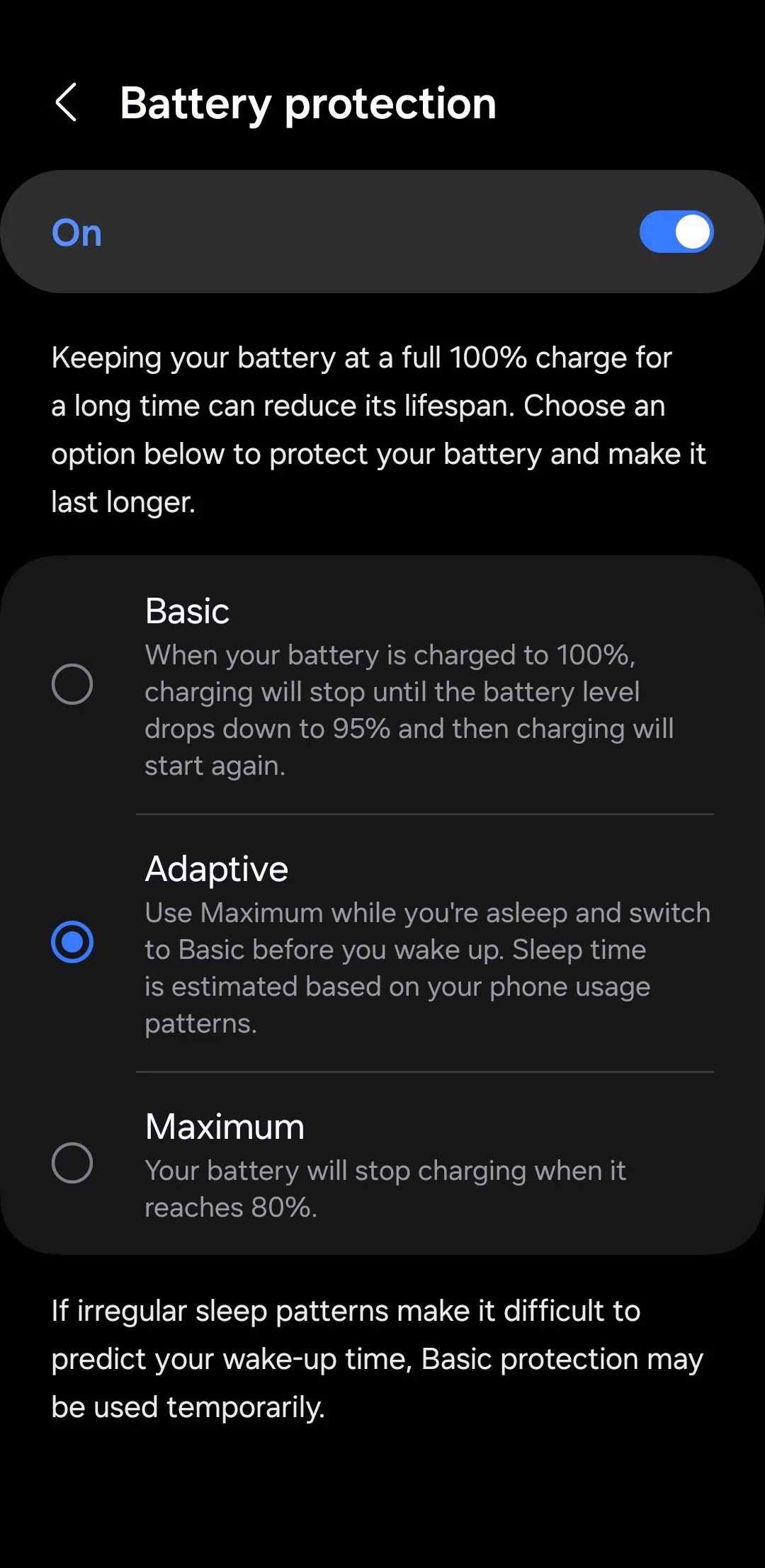 Giao diện cài đặt Bảo vệ pin (Battery Protection) trên Android, hiển thị tùy chọn giới hạn sạc pin ở 80% và Sạc thích ứng (Adaptive Charging) để kéo dài tuổi thọ pin.