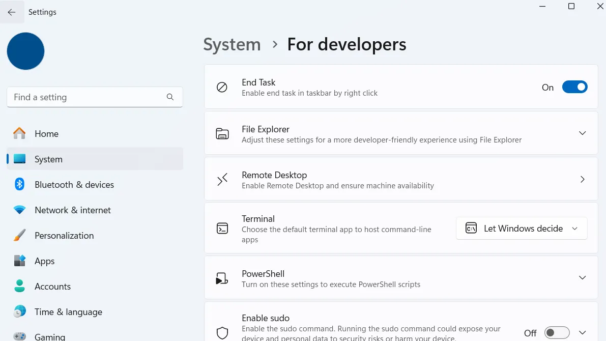 Giao diện Cài đặt Windows 11 với menu Dành cho nhà phát triển