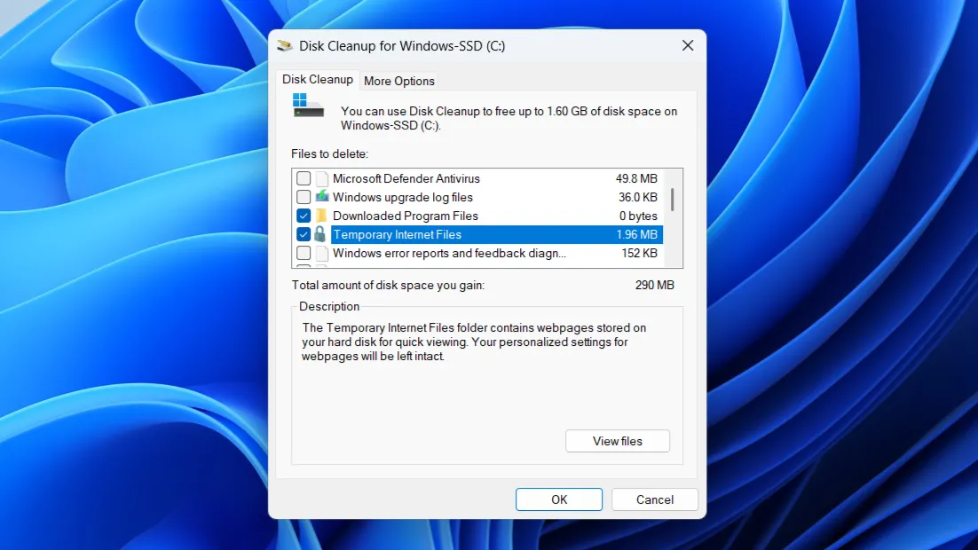 Giao diện công cụ Disk Cleanup truyền thống của Windows, dùng để giải phóng không gian ổ đĩa