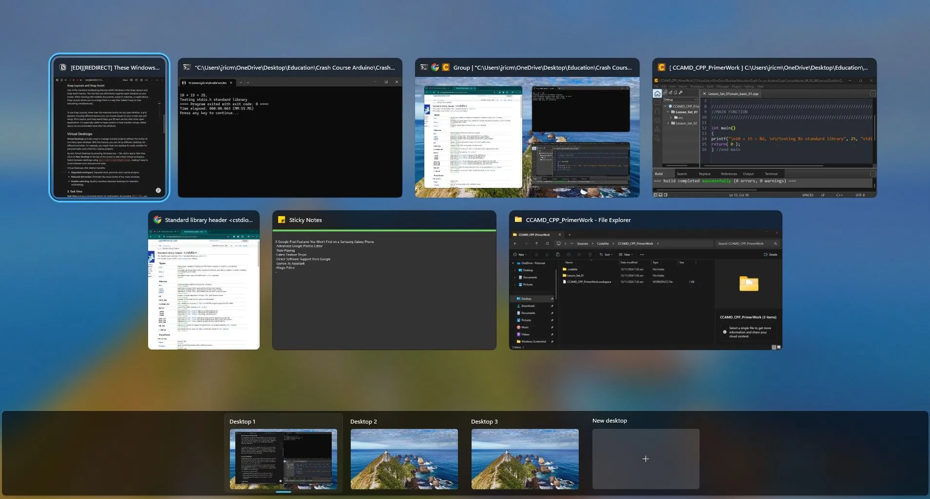 Giao diện Task View hiển thị tổng quan các cửa sổ và desktop ảo đang mở trên hệ điều hành Windows.