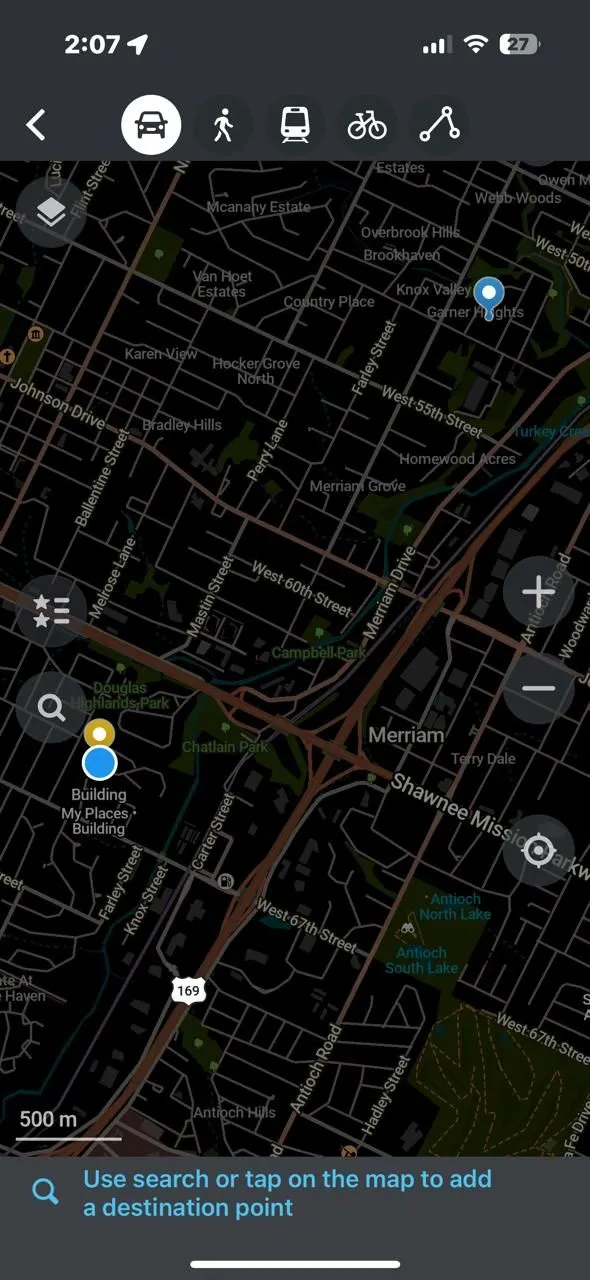 Giao diện ứng dụng bản đồ Organic Maps đang chọn điểm đến, thể hiện tính năng định vị an toàn và riêng tư