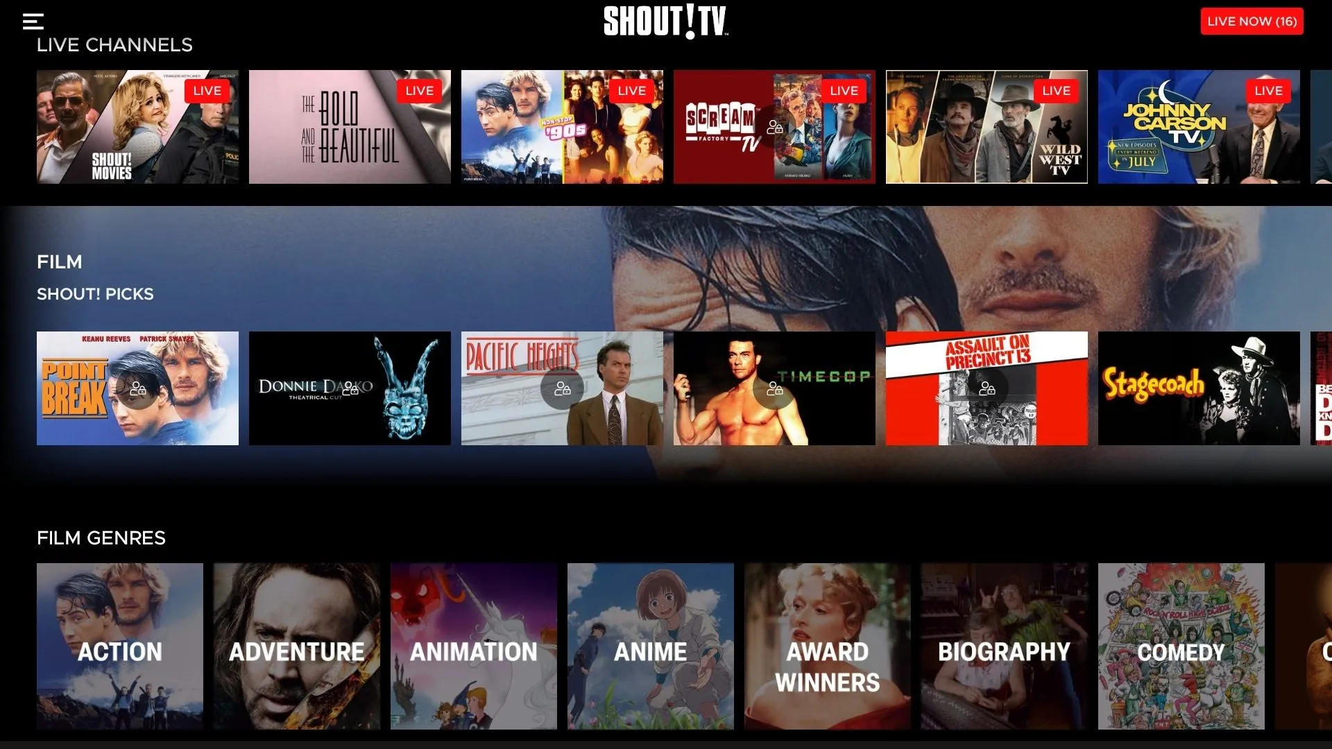 Giao diện ứng dụng Shout! TV trên Smart TV hiển thị các kênh trực tiếp, phim và thể loại phim có sẵn để xem trực tuyến, bao gồm cả các bộ phim cổ điển.