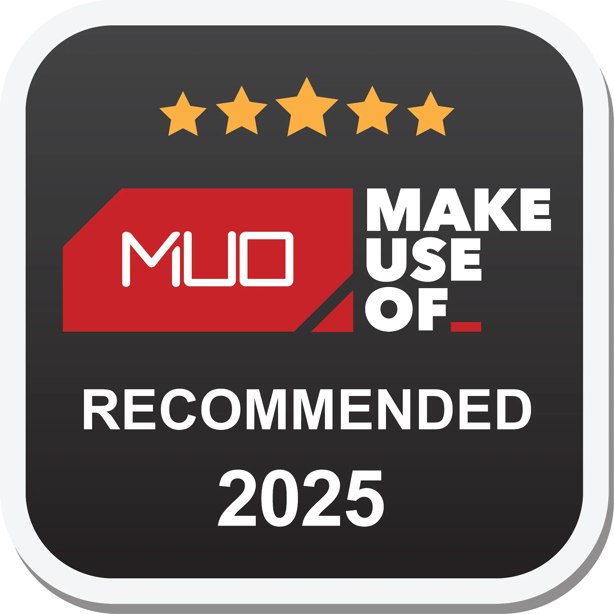 Huy hiệu giải thưởng MakeUseOf Recommended 2025 cho Keychron K8 Max