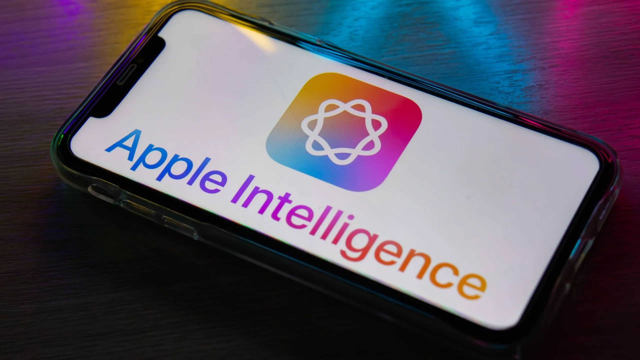 Biến Lỗ Camera Android Thành Phím Tắt Đa Năng: Hướng Dẫn Cuộn Lên Đầu Trang Với Action Notch