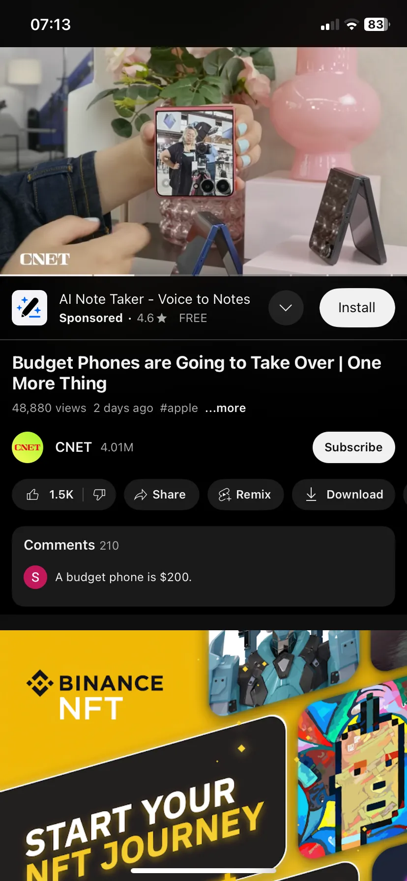 Màn hình hiển thị video YouTube với hai quảng cáo cùng lúc, một quảng cáo hiển thị trên video và một quảng cáo tĩnh bên dưới