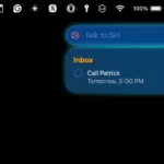 Màn hình iPhone hiển thị Siri tạo nhắc nhở dựa trên lệnh thoại trong ứng dụng Apple Reminders.