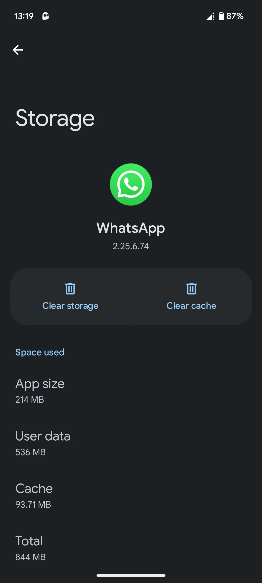 Màn hình quản lý bộ nhớ và bộ nhớ đệm của một ứng dụng trên Android.