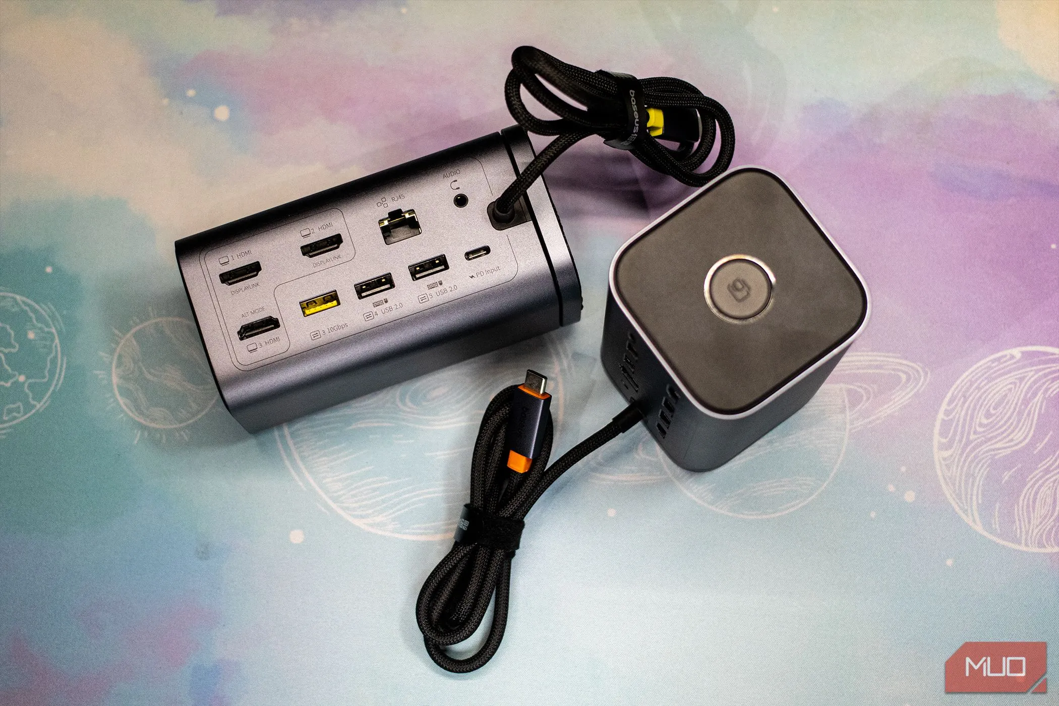 Mặt sau Docking Station Baseus Spacemate 11-in-1 với các cổng kết nối đa dạng như USB-C PD, RJ45 và USB-A