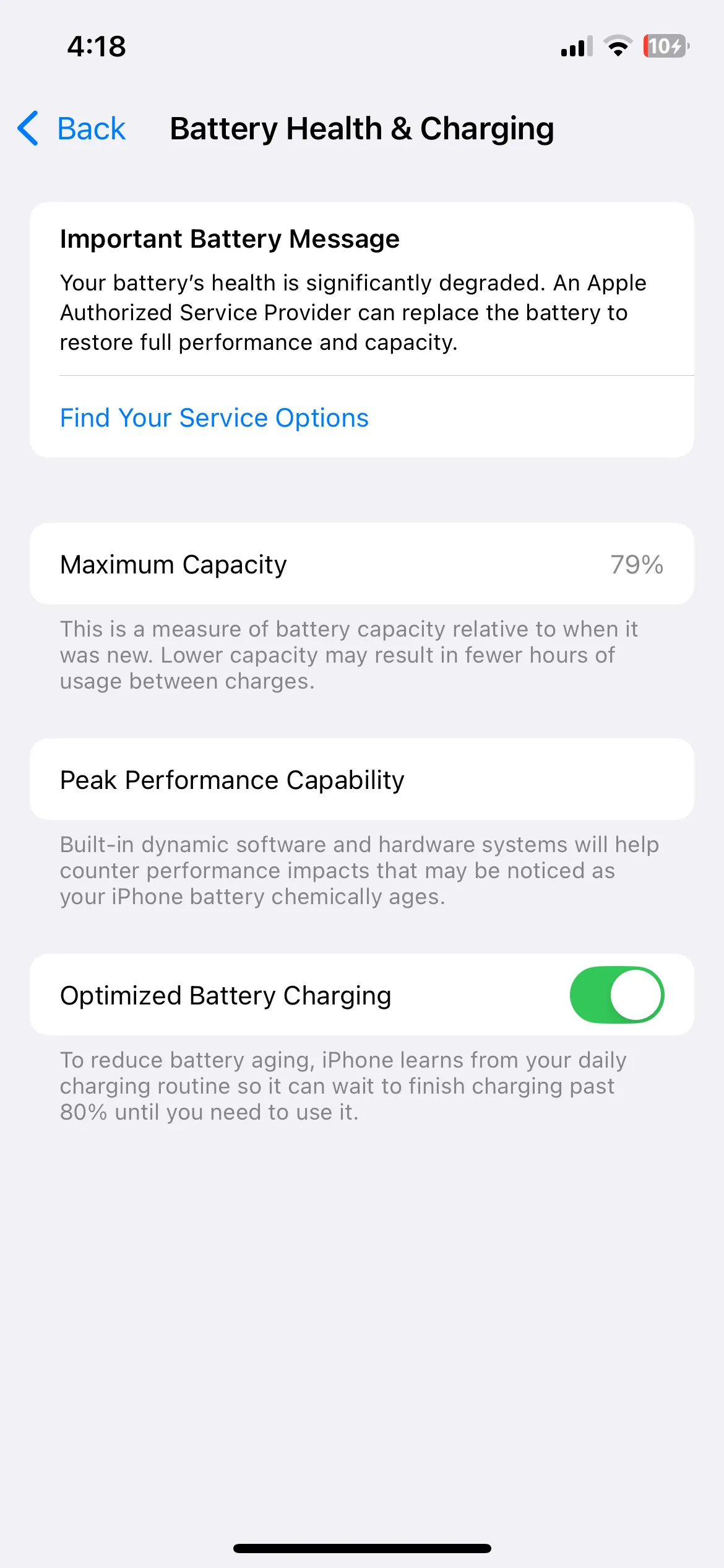 Mục cài đặt Tình trạng pin và Sạc trên iPhone