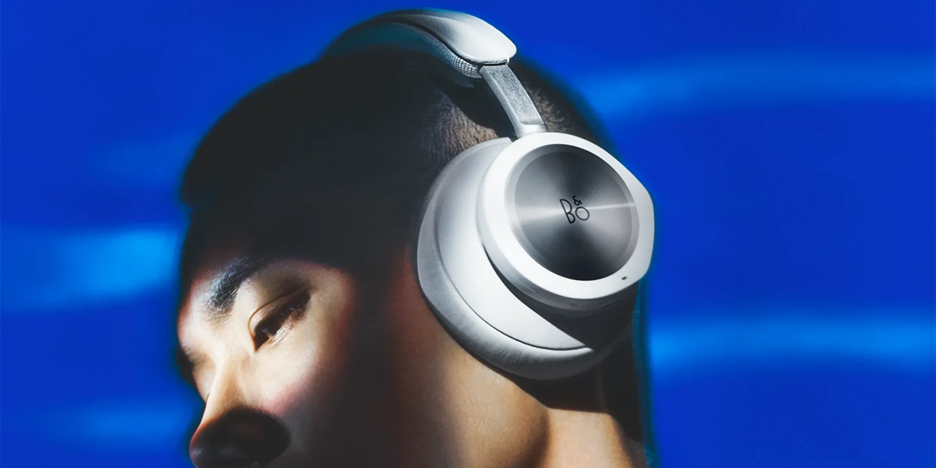 Tai nghe Bang &amp; Olufsen Beoplay Portal