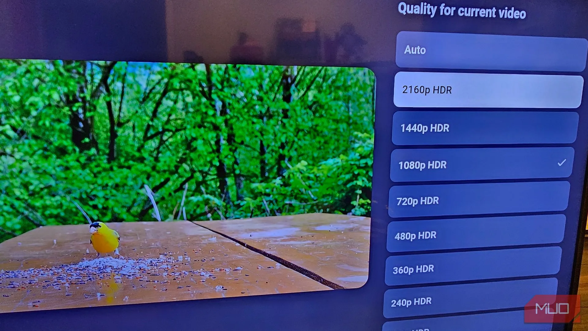 Thay đổi cài đặt độ phân giải video YouTube sang 2160p HDR trong ứng dụng YouTube.