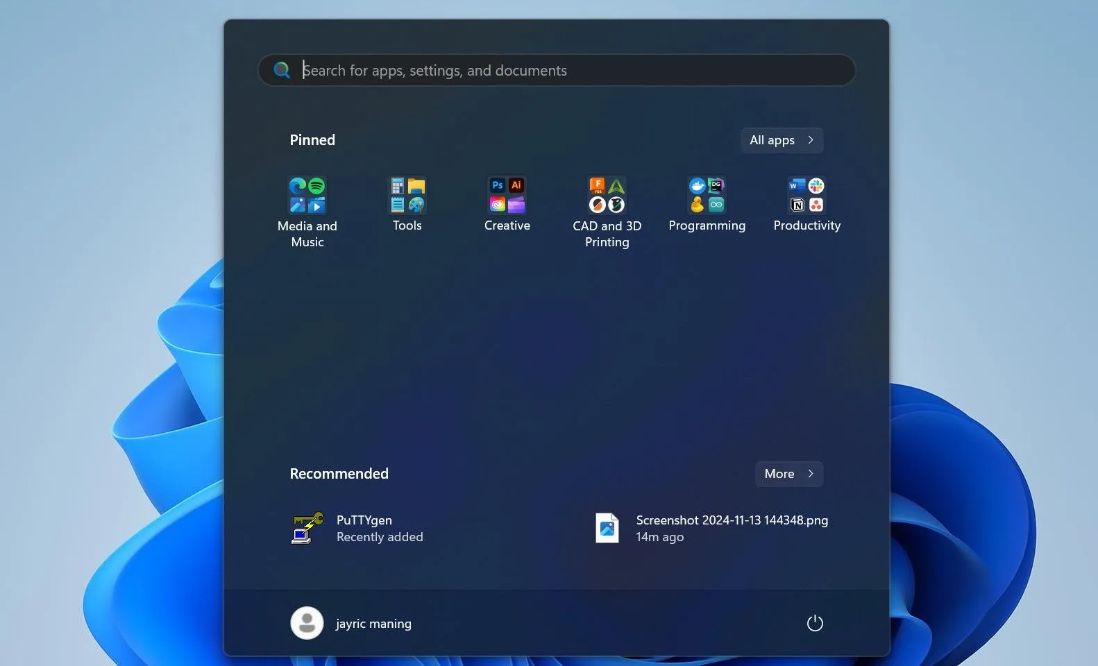 Tổ chức các ứng dụng thường dùng vào các nhóm trên menu Start của Windows để truy cập nhanh và hiệu quả.