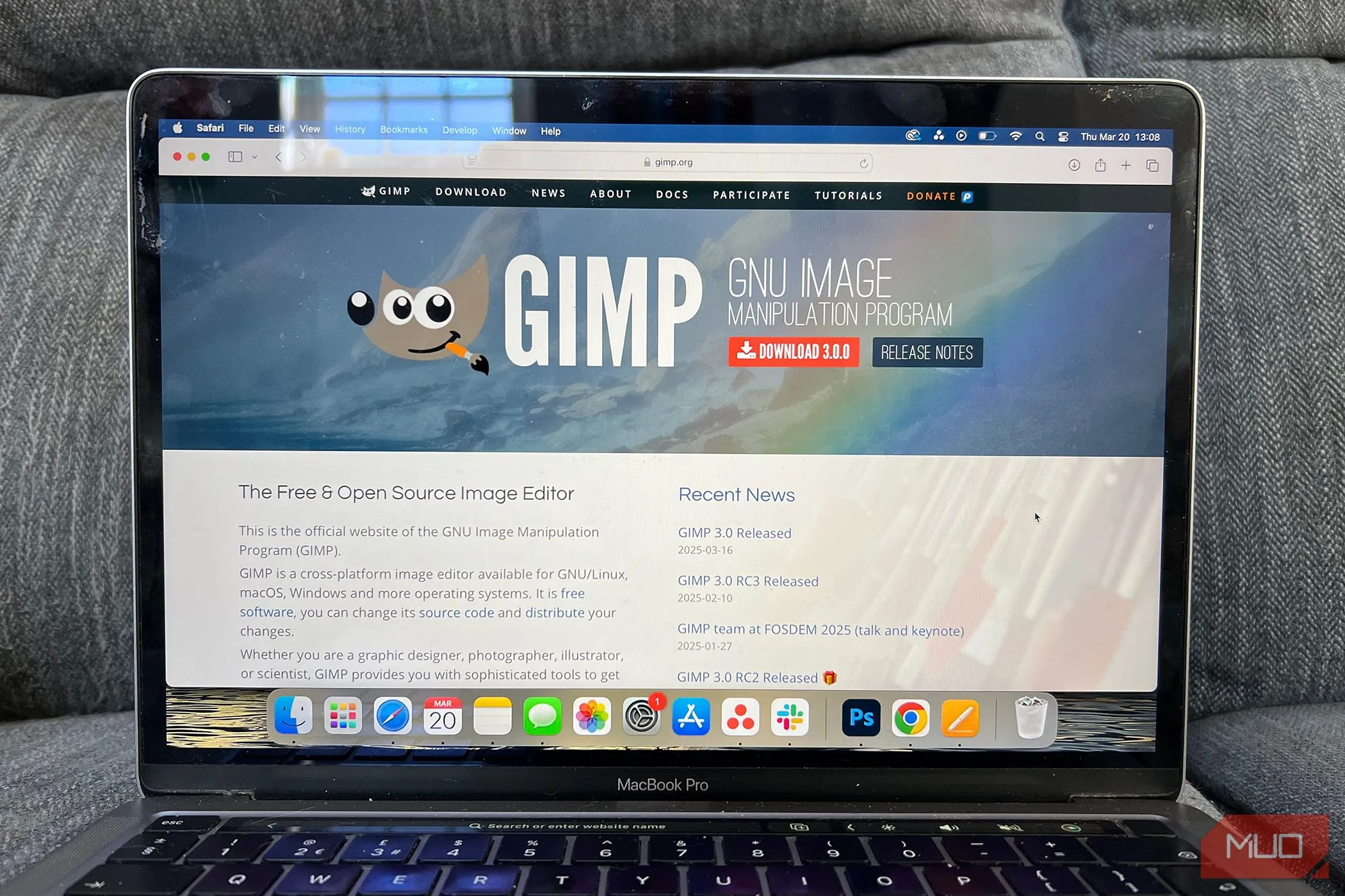 Trang chủ GIMP nổi bật với tuyên bố mã nguồn mở, thể hiện cam kết về quyền truy cập và tùy biến