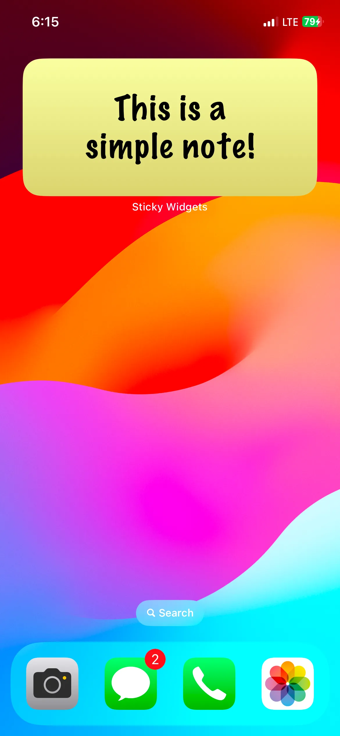 Widget Sticky Widgets hiển thị một ghi chú cá nhân có thể tùy chỉnh về phông chữ và nền trên màn hình chính iPhone.